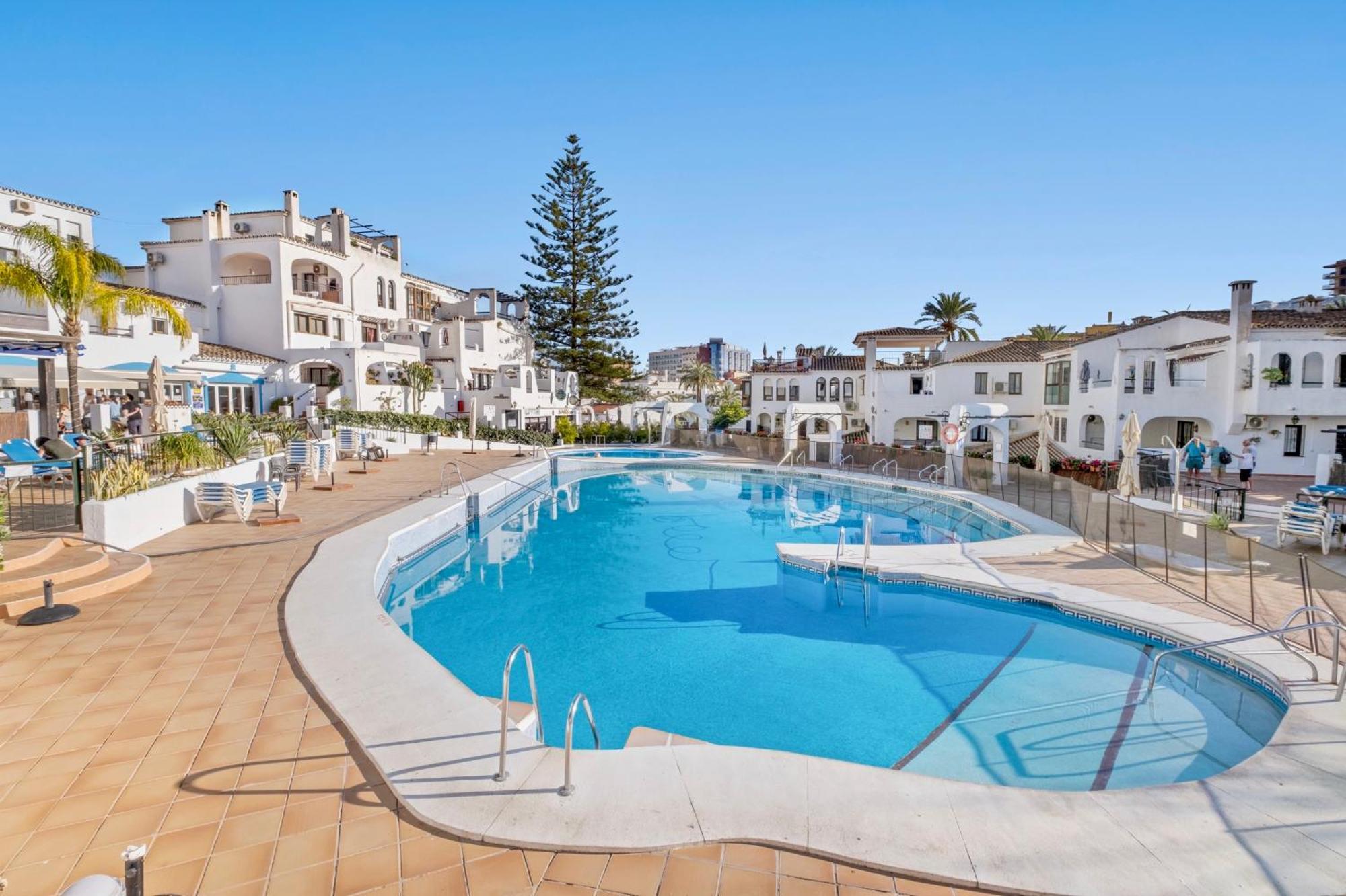 Pueblo Evita Holiday Benalmádena Dış mekan fotoğraf
