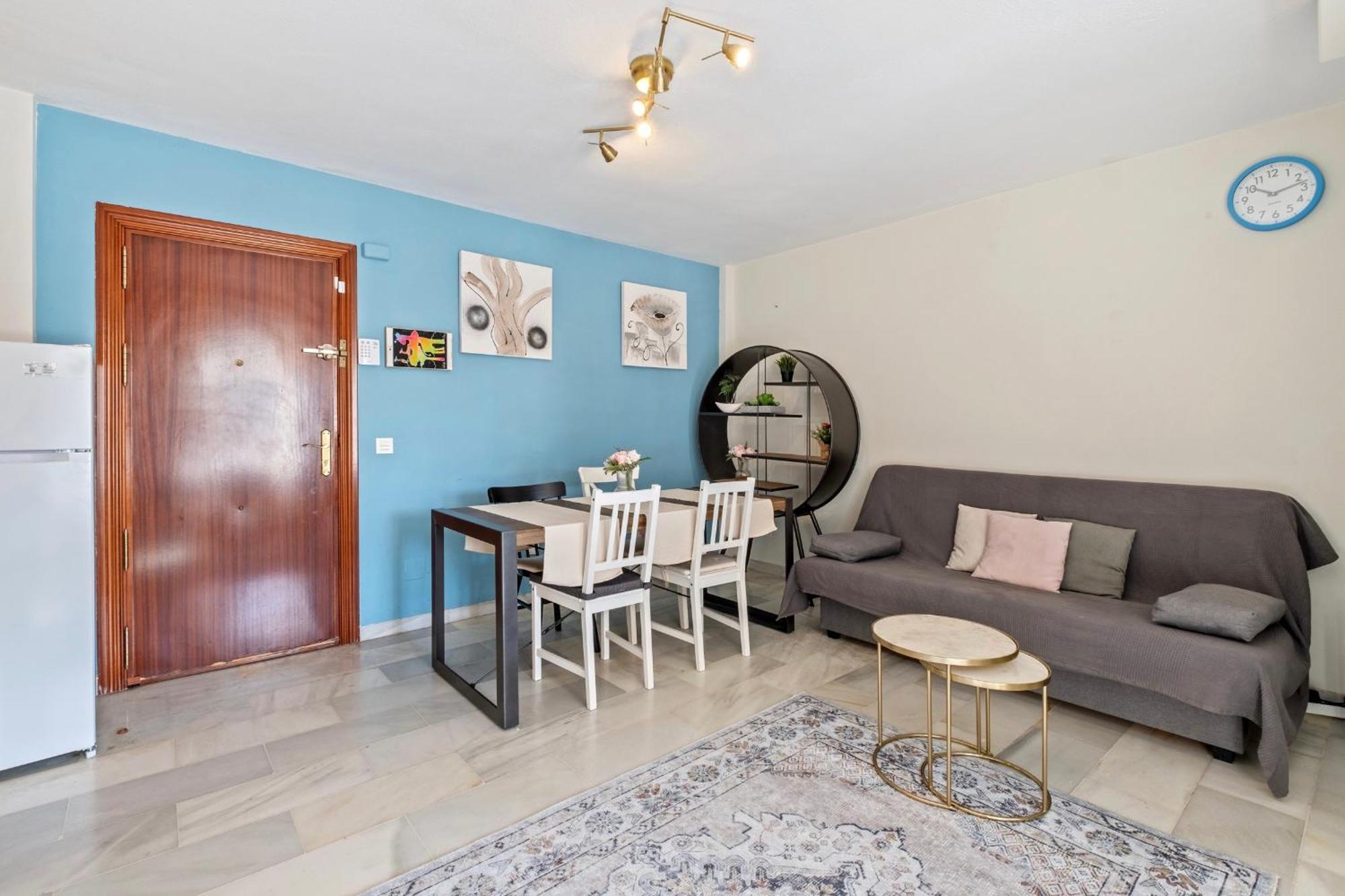 Pueblo Evita Holiday Benalmádena Dış mekan fotoğraf