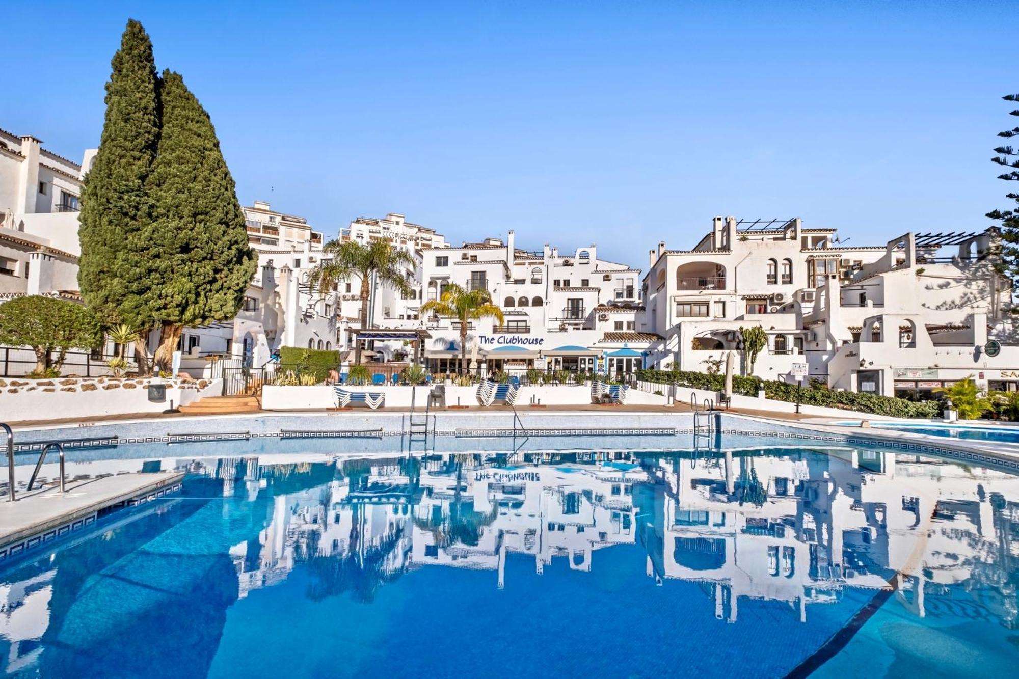 Pueblo Evita Holiday Benalmádena Dış mekan fotoğraf